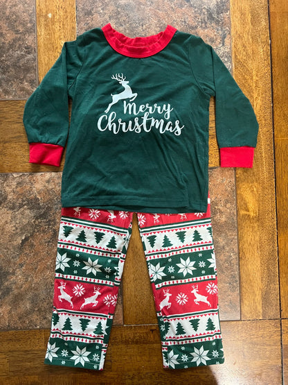 Bundle: 6 Christmas PJ sets, Kids 2T