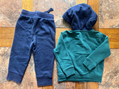 Gap two piece sweatpants and hoodie set, Kids 2T