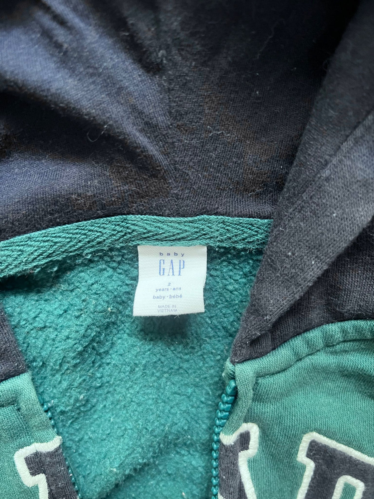 Gap two piece sweatpants and hoodie set, Kids 2T