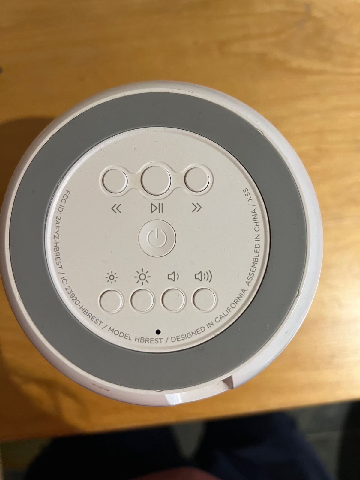 Hatch sound machine and night light