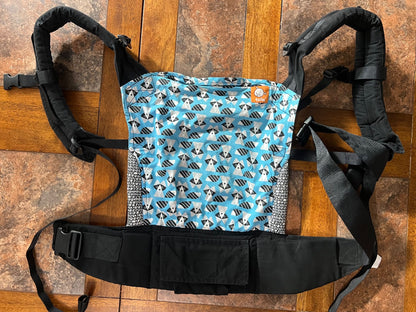 Tula standard baby carrier with hood