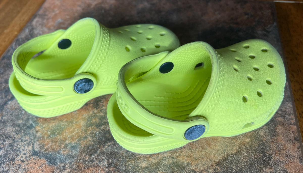 Crocs classic clog, Shoes 6 (Walkers:12-24 mth)