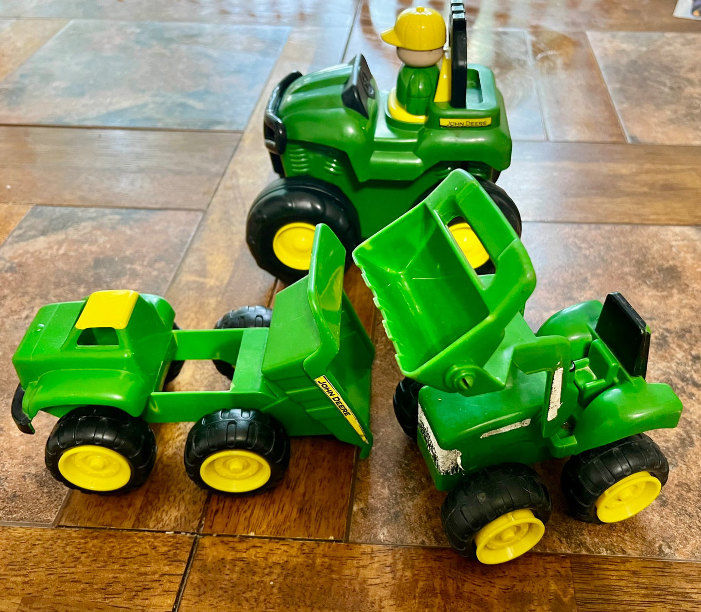 Bundle 3 John Deere tractors