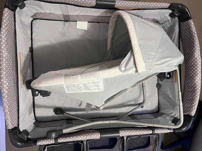 Graco Quick Connect Pack n Play with Bassinet, Change Station and Bouncer