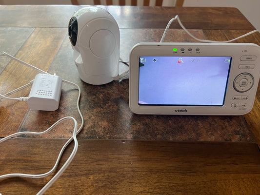 VTech 5" Video Baby Monitor with Zoom, Night Vison & Two-Way Audio
