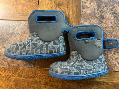 Bogs insulated boots infant 7, Shoes 7 (Walkers:12-24 mth)