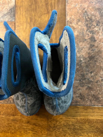 Bogs insulated boots infant 7, Shoes 7 (Walkers:12-24 mth)
