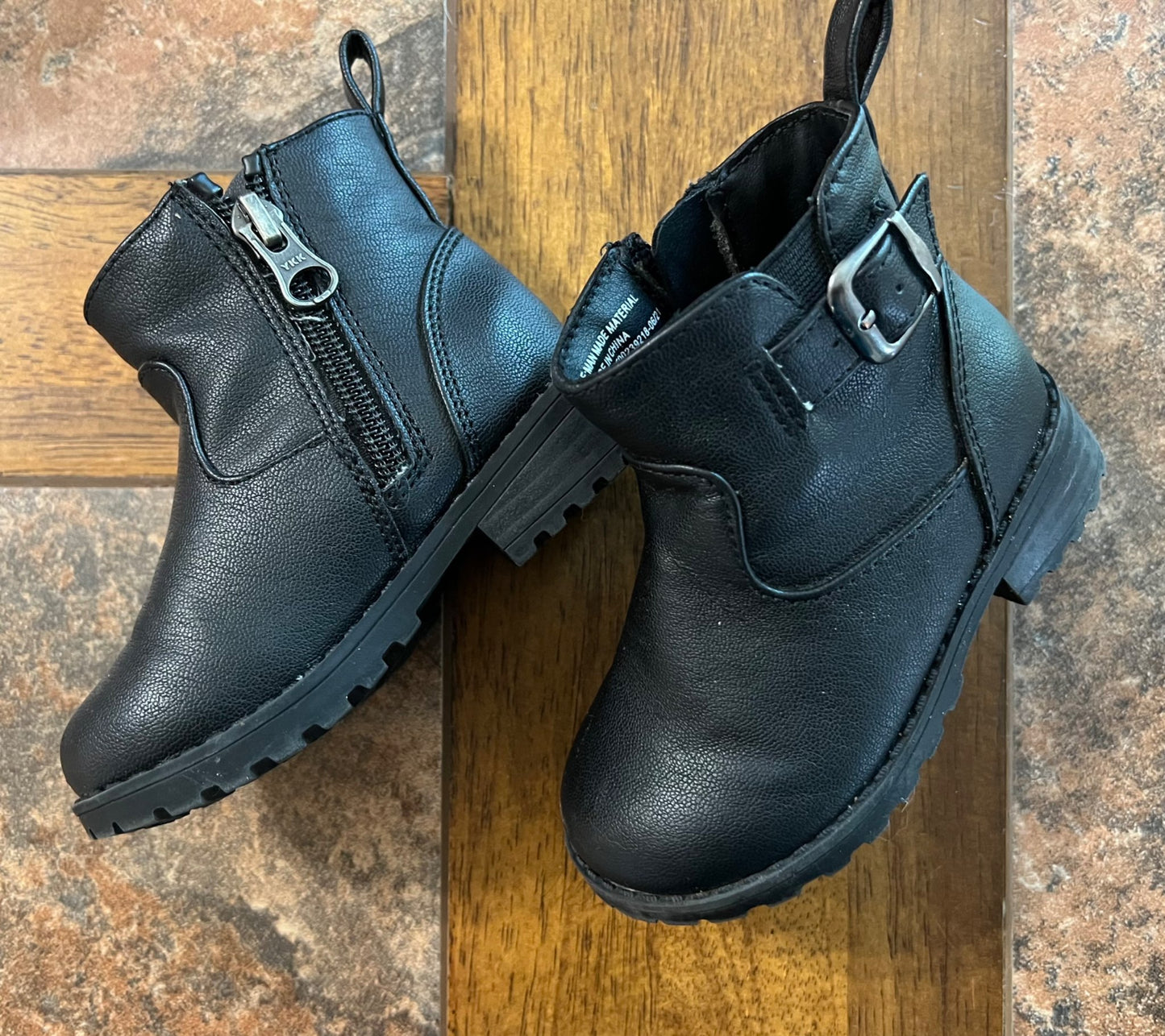 Cat and Jack dress boots infant 5, Shoes 5 (Walkers:12-24 mth)