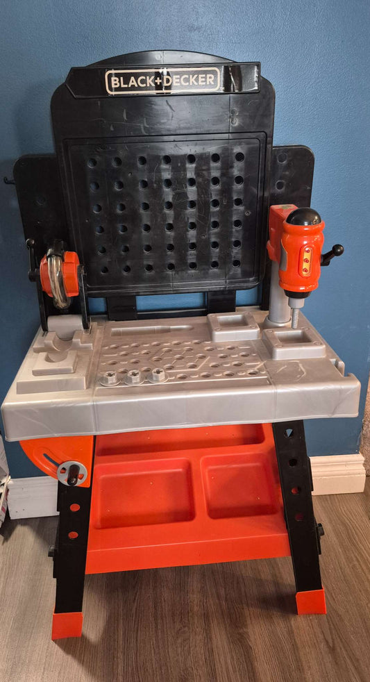 Black and decker tool table