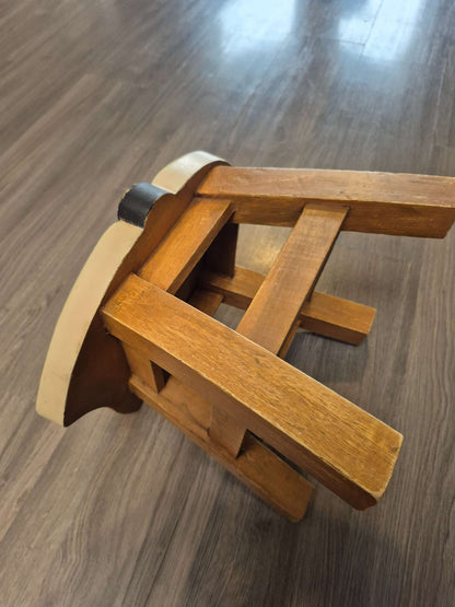 Fox stool