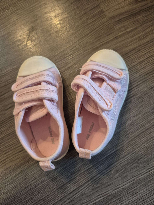 Pink size 5 shoes, Shoes 5 (Walkers:12-24 mth)