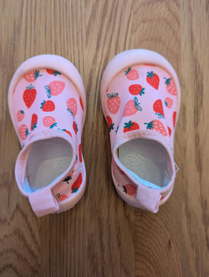 Jan & Jul Pink Water Shoes - Size 5, Shoes 5 (Walkers:12-24 mth)