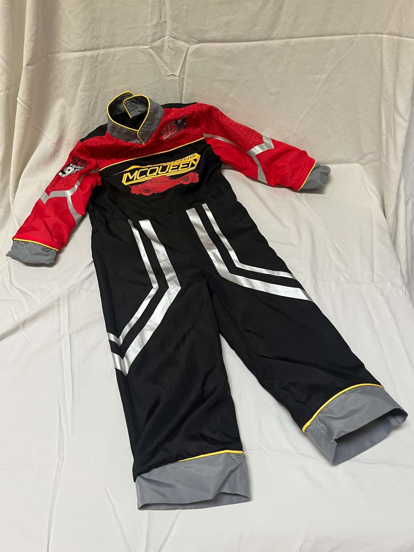 Disney Pixar Cars Reversible Lightning McQueen Costumes (Blue & Red), EUC– Size 4T, Retails  $50, Kids 4/4T