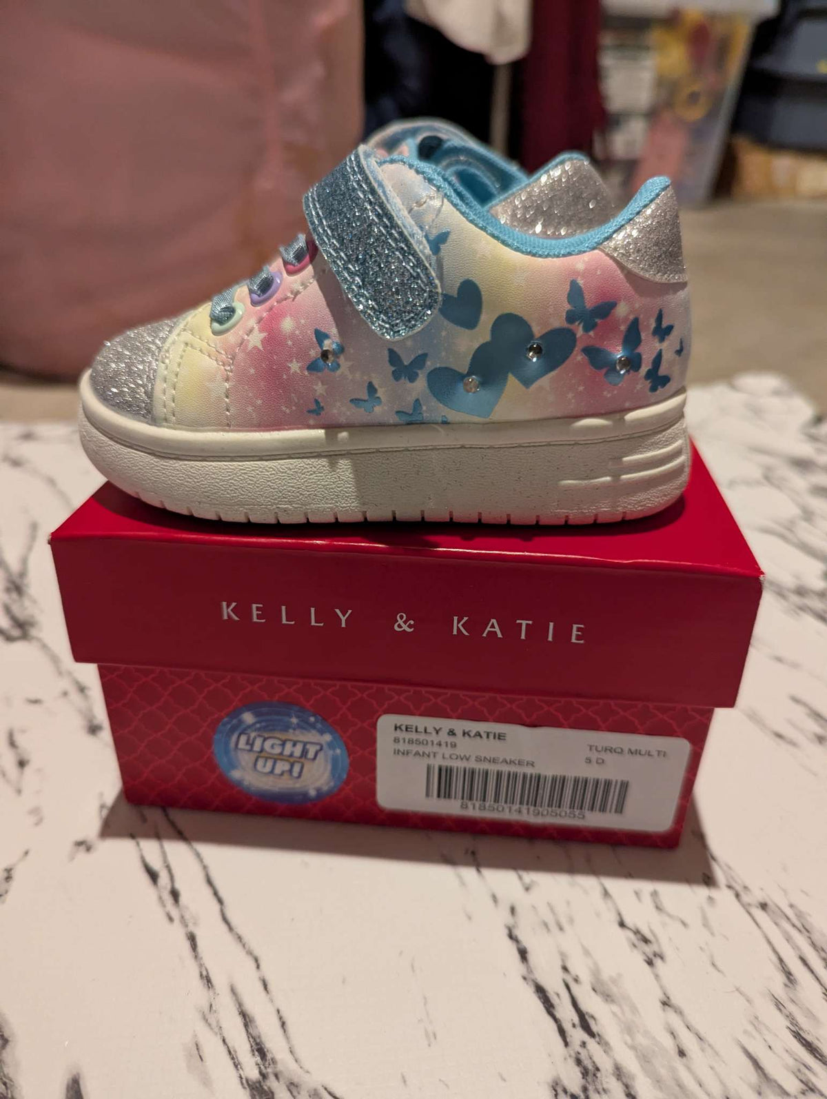 light up infant sneakers size 5, NWT, Shoes 5 (Walkers:12-24 mth)