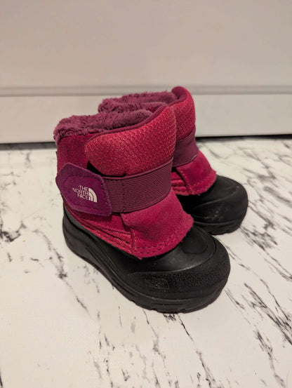 North Face Toddler boots, size 6, Shoes 6 (Walkers:12-24 mth)