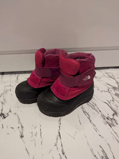 North Face Toddler boots, size 6, Shoes 6 (Walkers:12-24 mth)