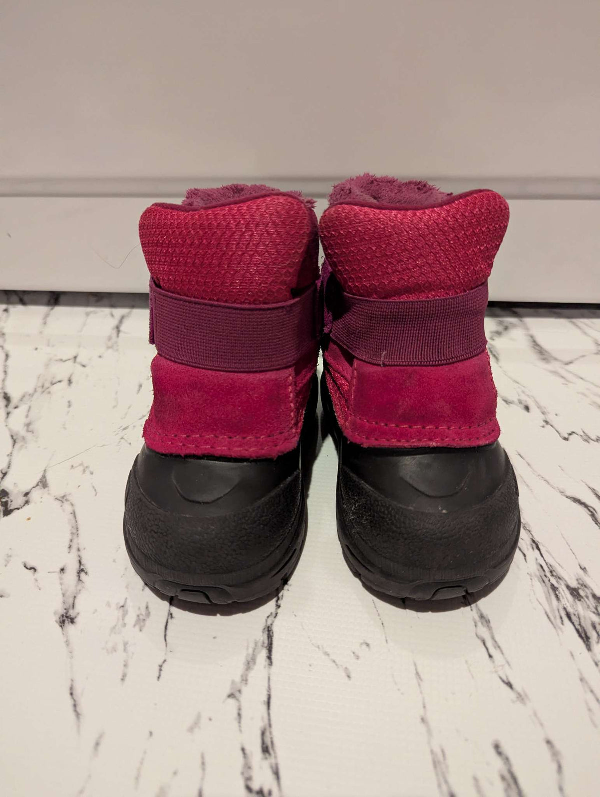 North Face Toddler boots, size 6, Shoes 6 (Walkers:12-24 mth)