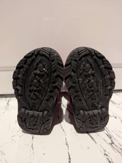 North Face Toddler boots, size 6, Shoes 6 (Walkers:12-24 mth)