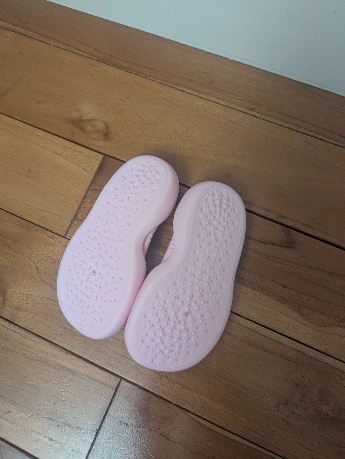 Tiny explorings baby sock shoes, size 6T, Shoes 6 (Walkers:12-24 mth)