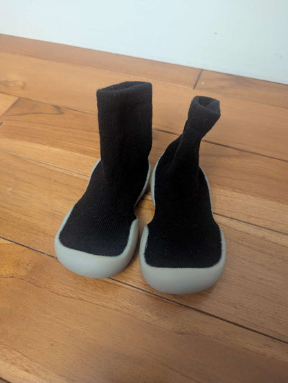 Tiny explorings baby sock shoes, size 3T, Shoes 3 (Baby: 0-12 mth)