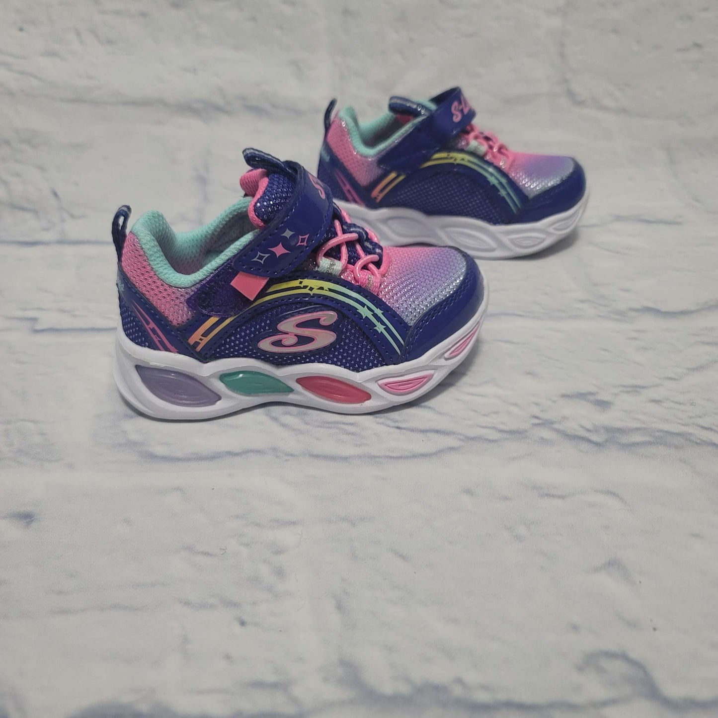 Skeckers Light Up Sneakers, Purple/Pink, Size 5 Toddler, EUC, Shoes 5 (Walkers:12-24 mth)
