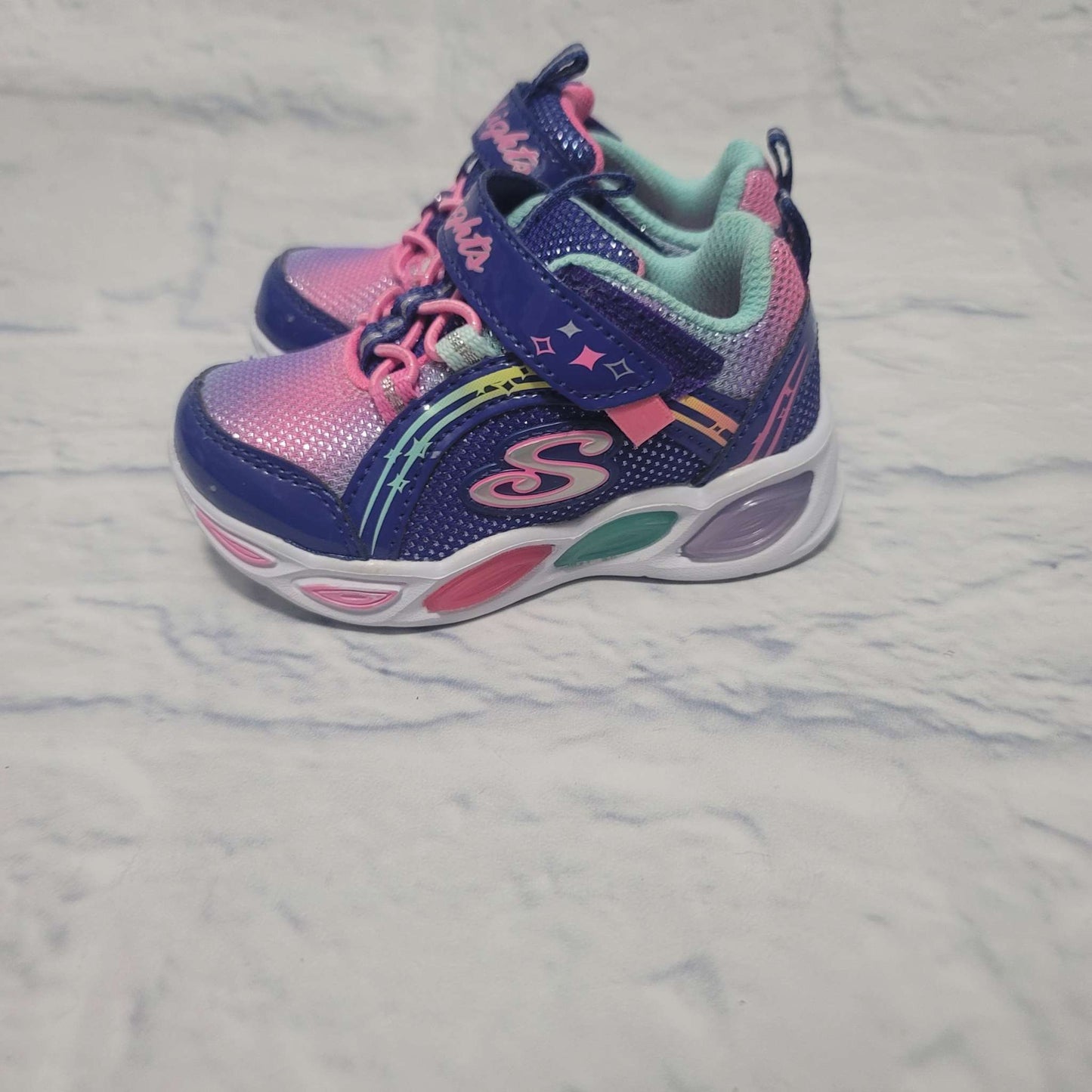 Skeckers Light Up Sneakers, Purple/Pink, Size 5 Toddler, EUC, Shoes 5 (Walkers:12-24 mth)