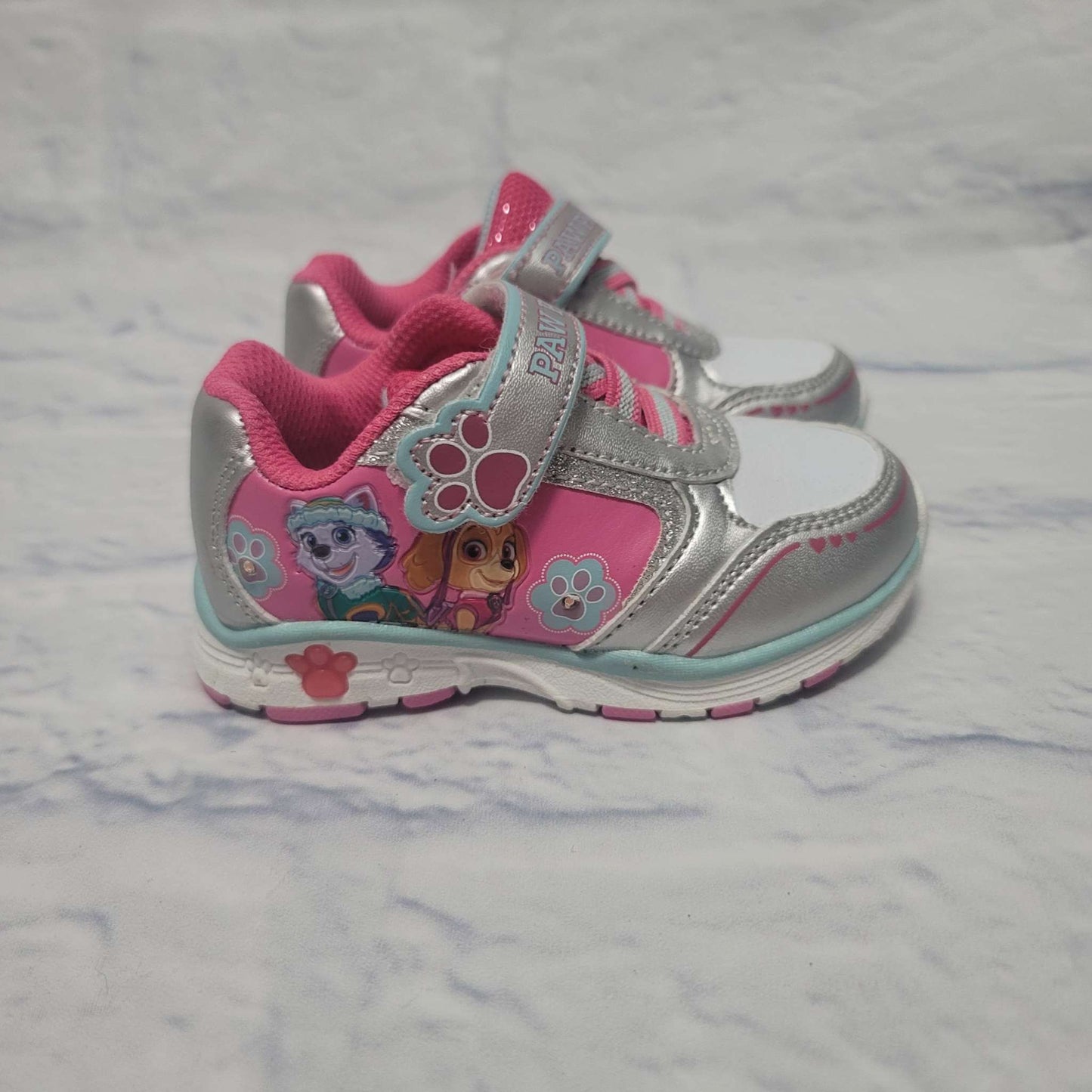 Paw Patrol Light Up Sneakers, Size 5 Toddler, VGUC, Shoes 5 (Walkers:12-24 mth)