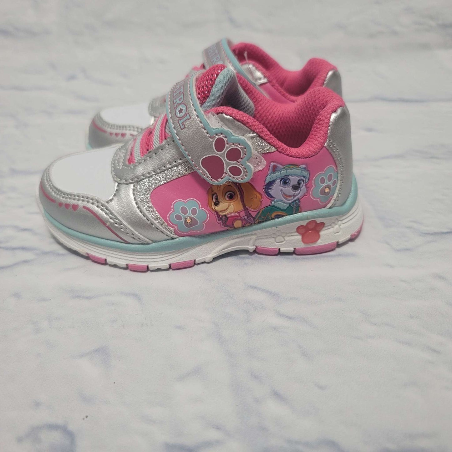 Paw Patrol Light Up Sneakers, Size 5 Toddler, VGUC, Shoes 5 (Walkers:12-24 mth)