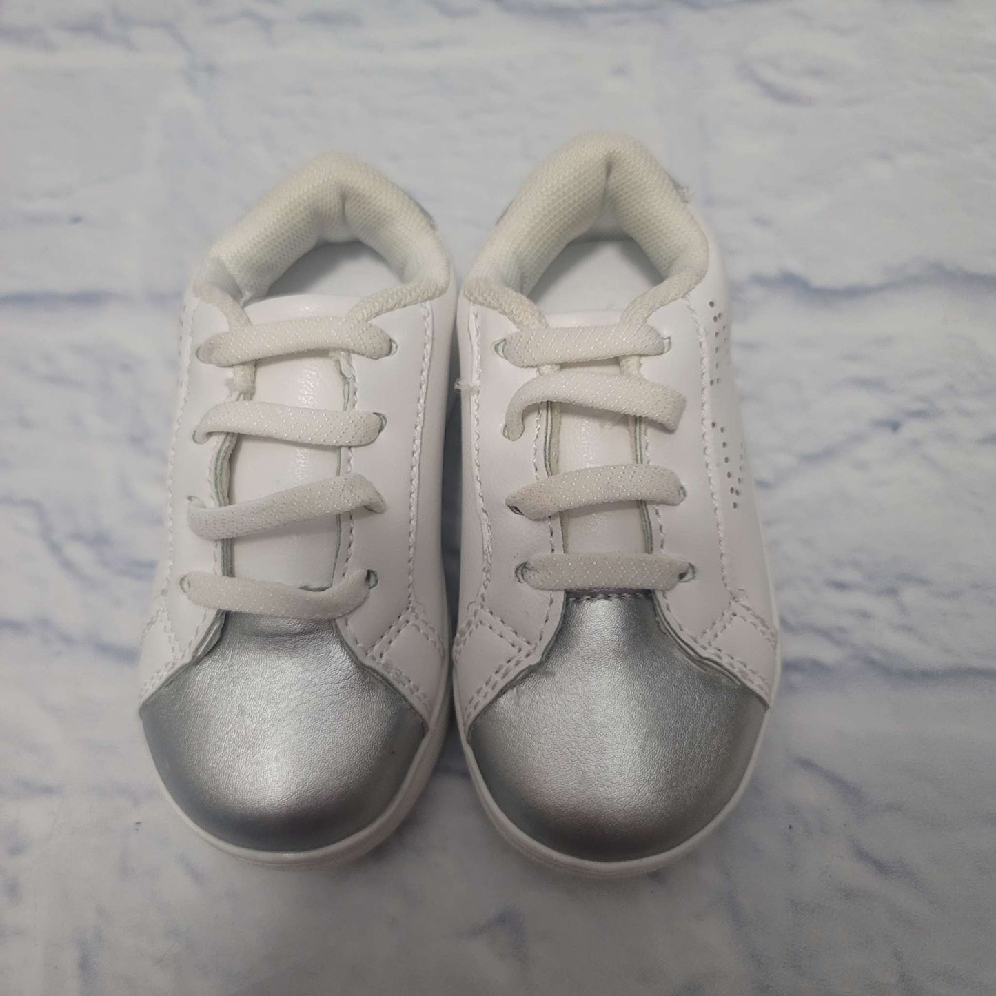 Tahari Casual Shoes, Size 5 Toddler, EUC, Shoes 5 (Walkers:12-24 mth)