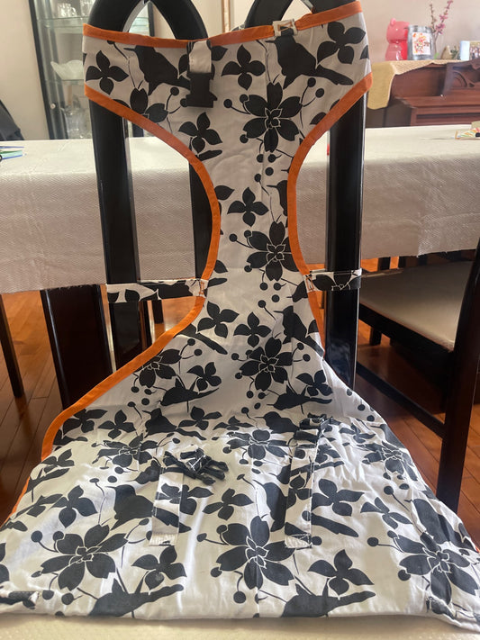 Portable Seat with Straps