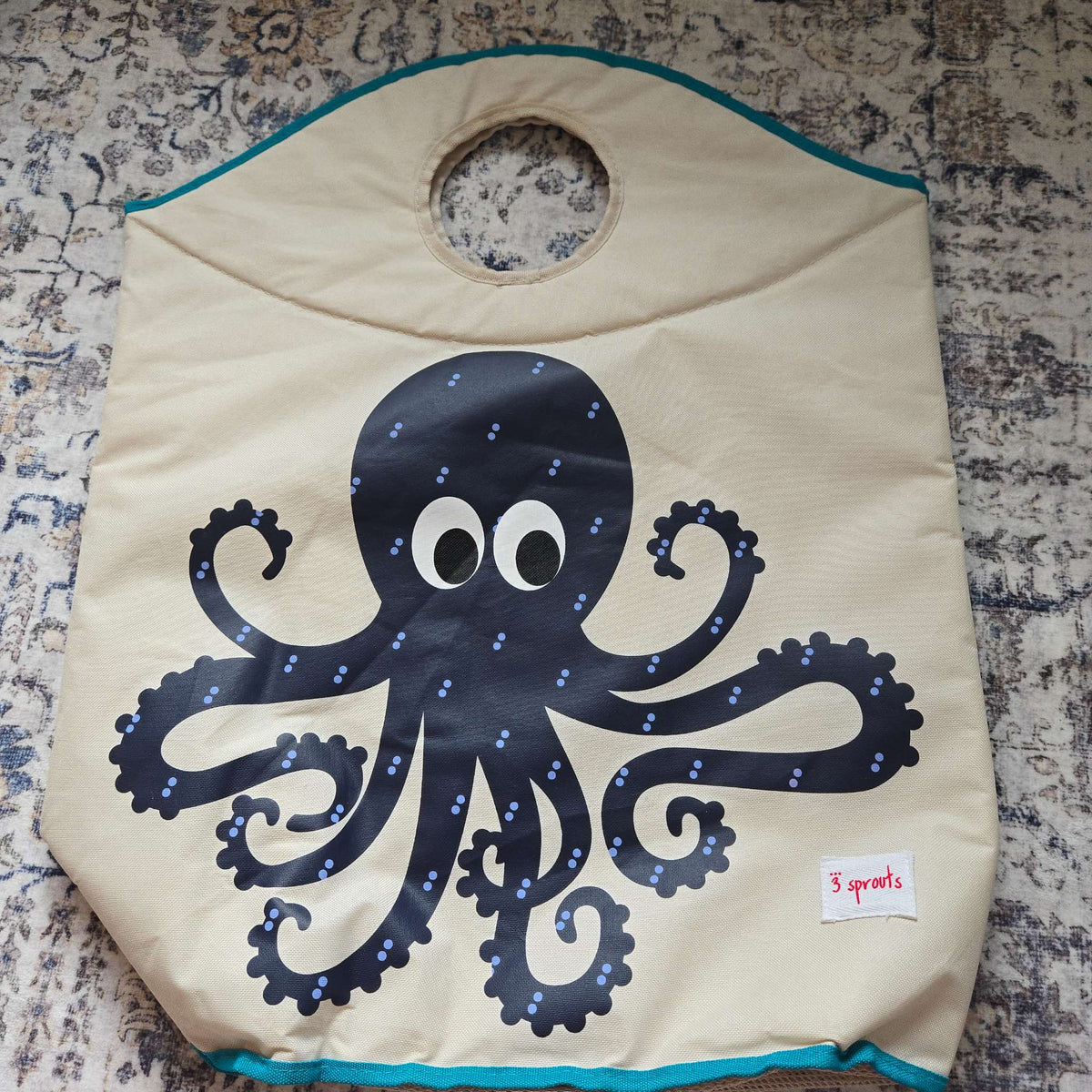 3 Sprouts Laundry Basket Octopus