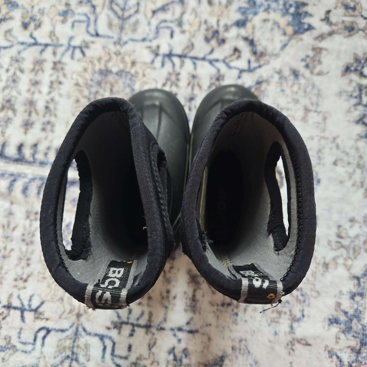 Bogs Black Size 9 Hard Style, Shoes 9 (Toddler:2-4yr)
