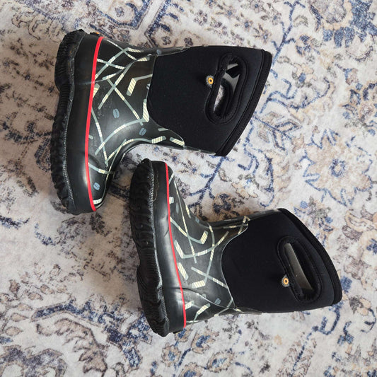 Bogs Hard Style Size 9 Hockey Print, Shoes 9 (Toddler:2-4yr)