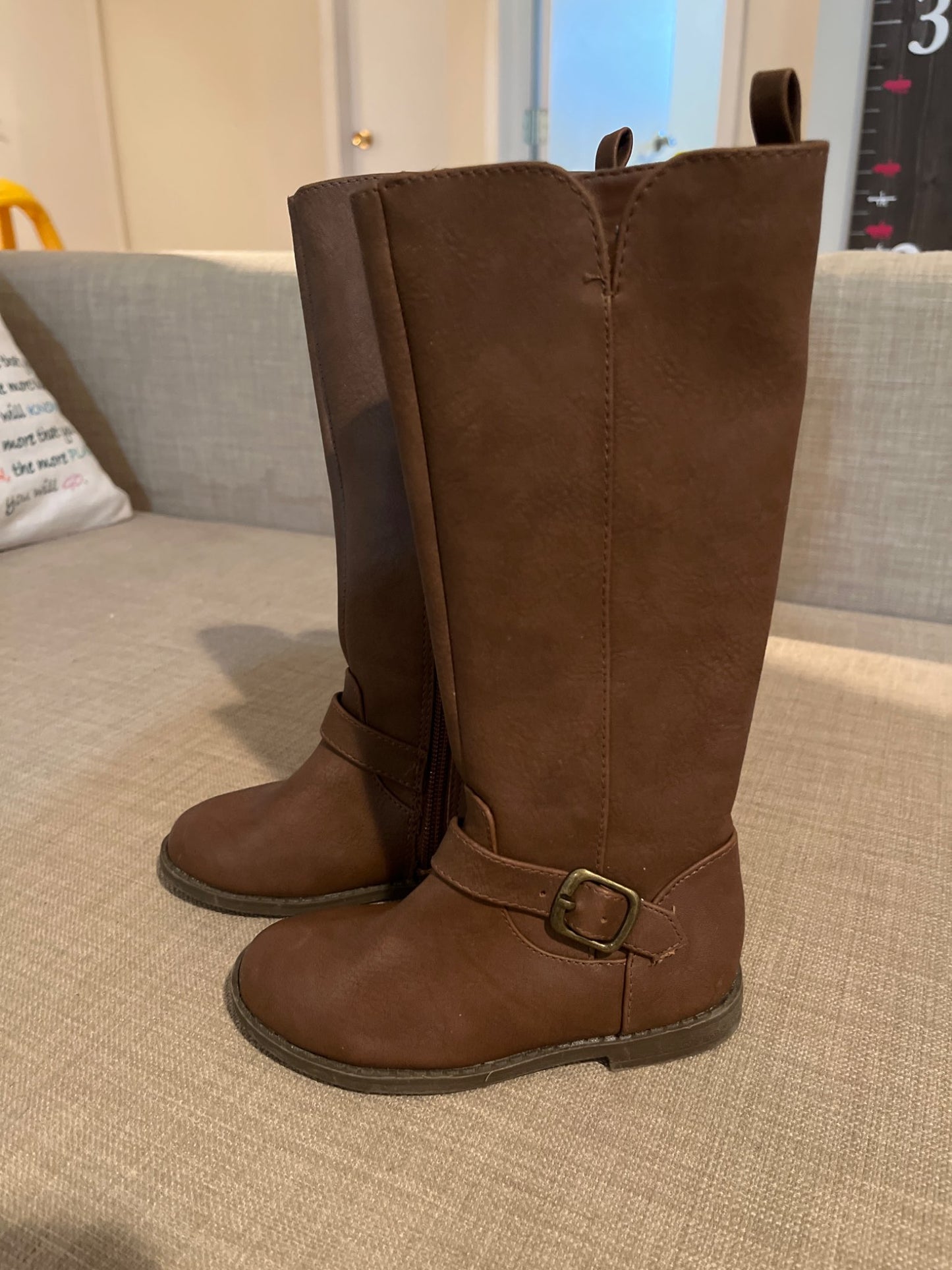 Tall brown boots , Shoes 7 (Walkers:12-24 mth)