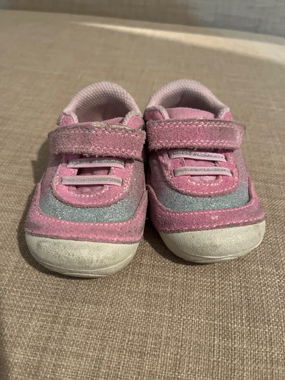 Stride Rite Size 4 Pink & Silver Sparkly Shoes , Shoes 4 (Baby: 0-12 mth)