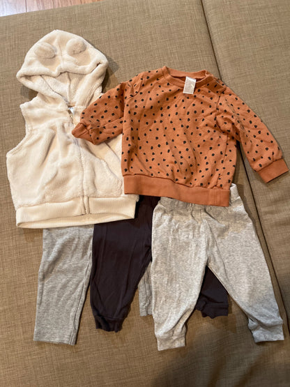 6-9 month Gender Neutral Bundle, Kids 9 Month (6-9M)