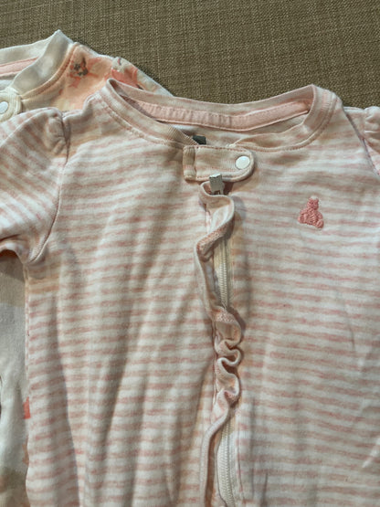 6-9 months bundle of 2 Gap Sleepers, Kids 9 Month (6-9M)
