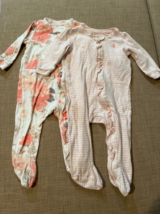 6-9 months bundle of 2 Gap Sleepers, Kids 9 Month (6-9M)