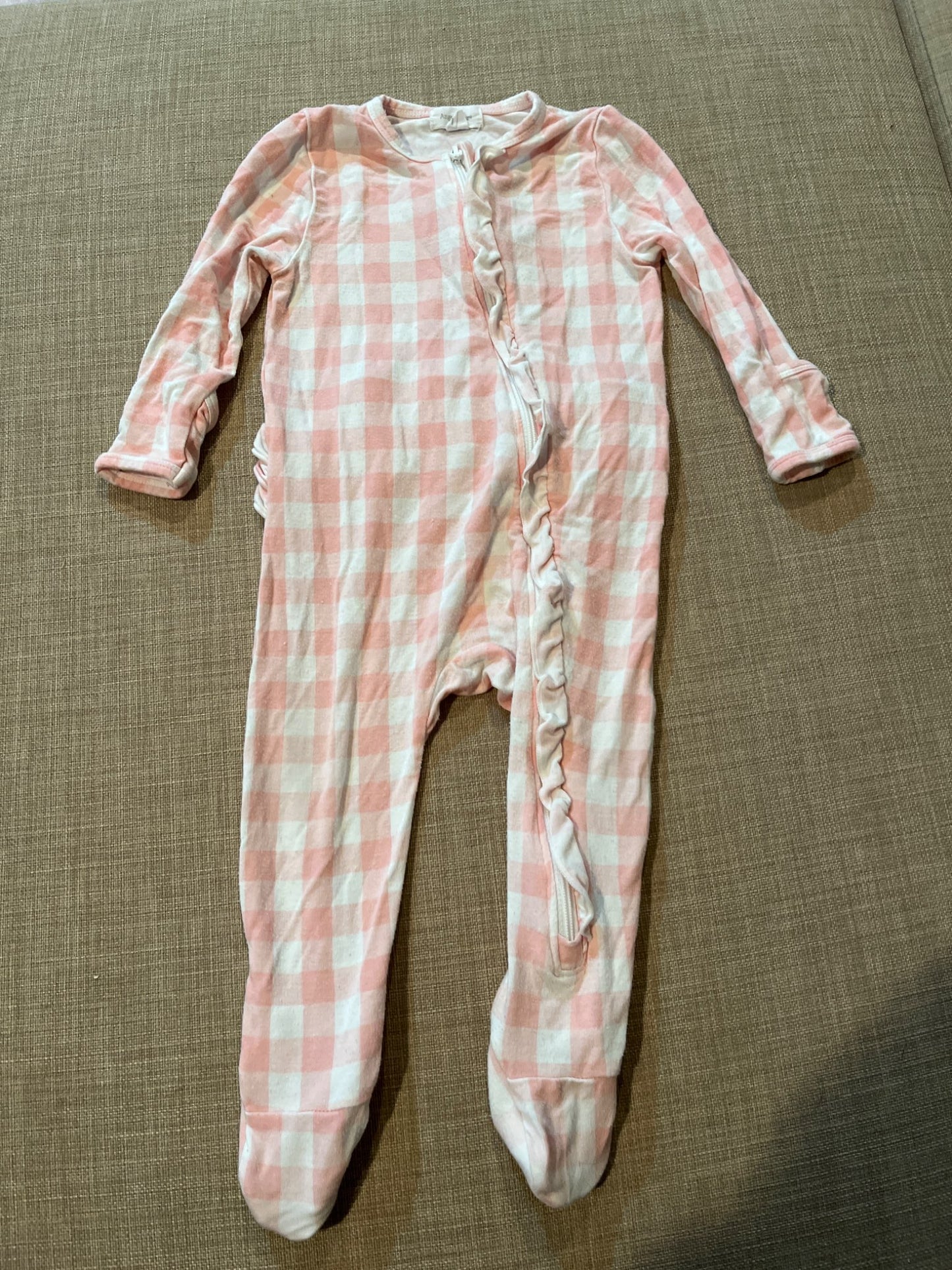 Angel dear pink bamboo sleeper in 6-9 months , Kids 9 Month (6-9M)