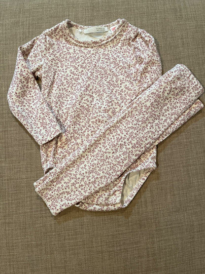 Zara bodysuit and pant bundle , Kids 12 Month (9-12M)