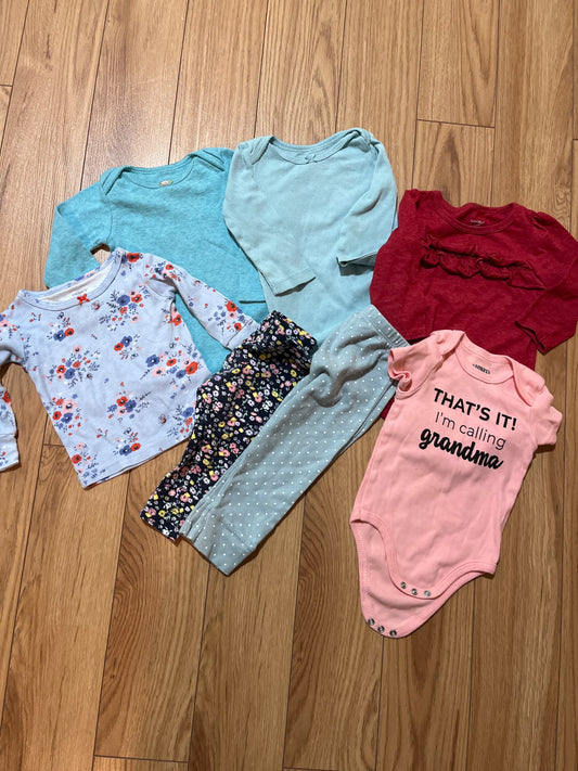 $5 bundle! 6-12 month bundle (mostly carters brand) , Kids 12 Month (9-12M)
