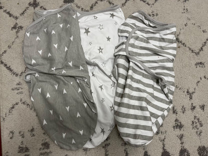 Velcro swaddles , 0-3 Months (Newborn)