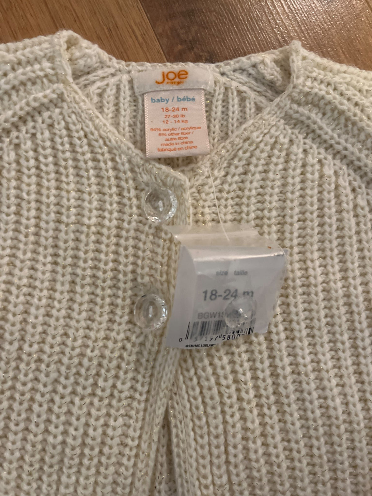 Brand new cardigan with 2 pairs of jeans