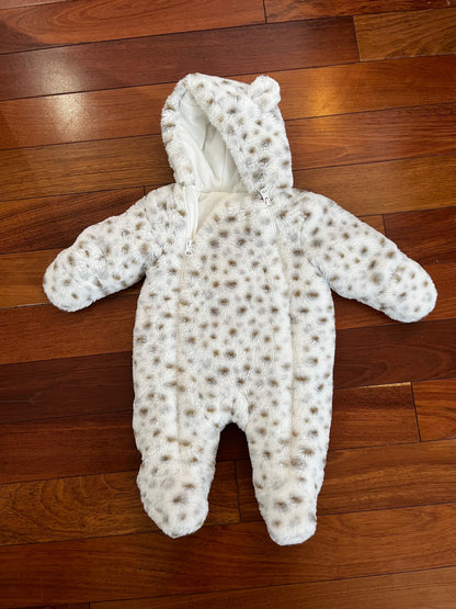 0-3 month bunting suit (fits big) , Kids 3 Month (0-3M)