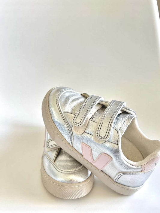 Brand New Veja Sneakers, c9.5, Silver/Pink, Shoes 9.5 (Toddler:2-4yr)
