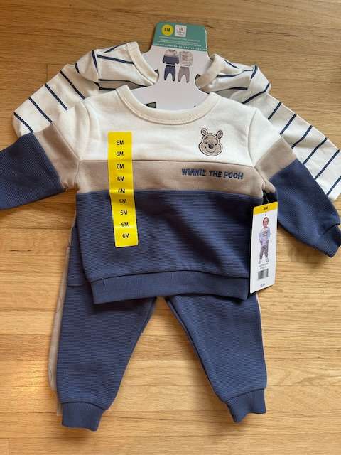 (NWT) Costco Winnie the Pooh set, 6m, Kids 9 Month (6-9M)