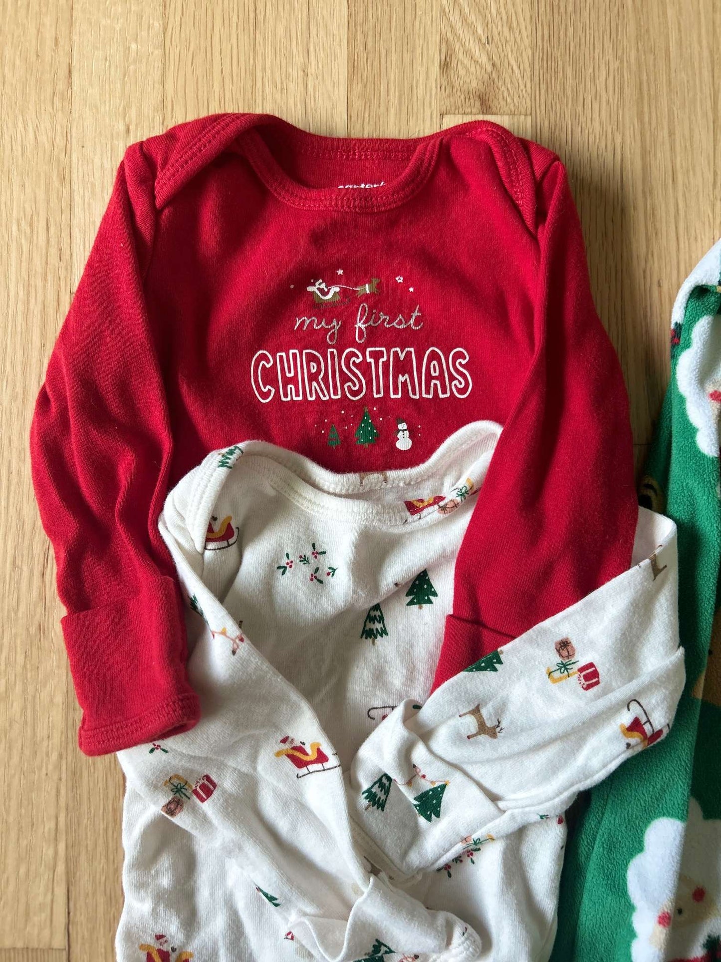 Christmas Long sleeved Onesies and Sleeper 3 Pack, Carter's 3M, Kids 3 Month (0-3M)