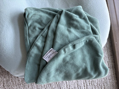 Snuggle Me Organic Infant Lounger + 2 covers, Retail: $210