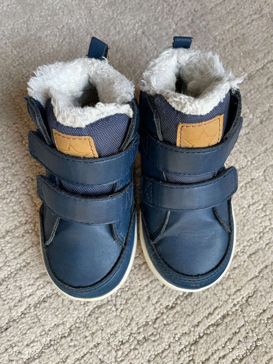 Sherpa-line waterproof boots, Shoes 6 (Walkers:12-24 mth)