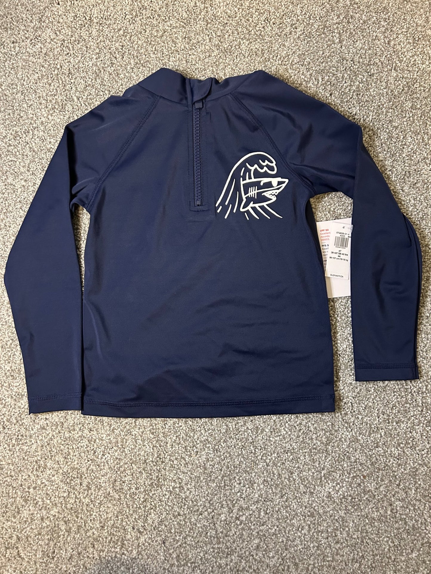 4T Old navy rash guard- retails for $23, Kids 4/4T